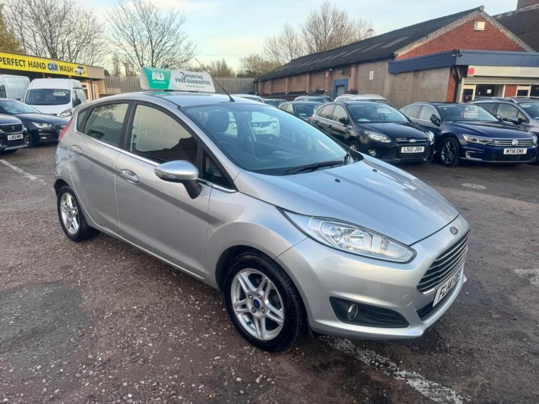 2014 Ford Fiesta 1.6 Zetec 5dr Powershift HATCHBACK PETROL Automatic