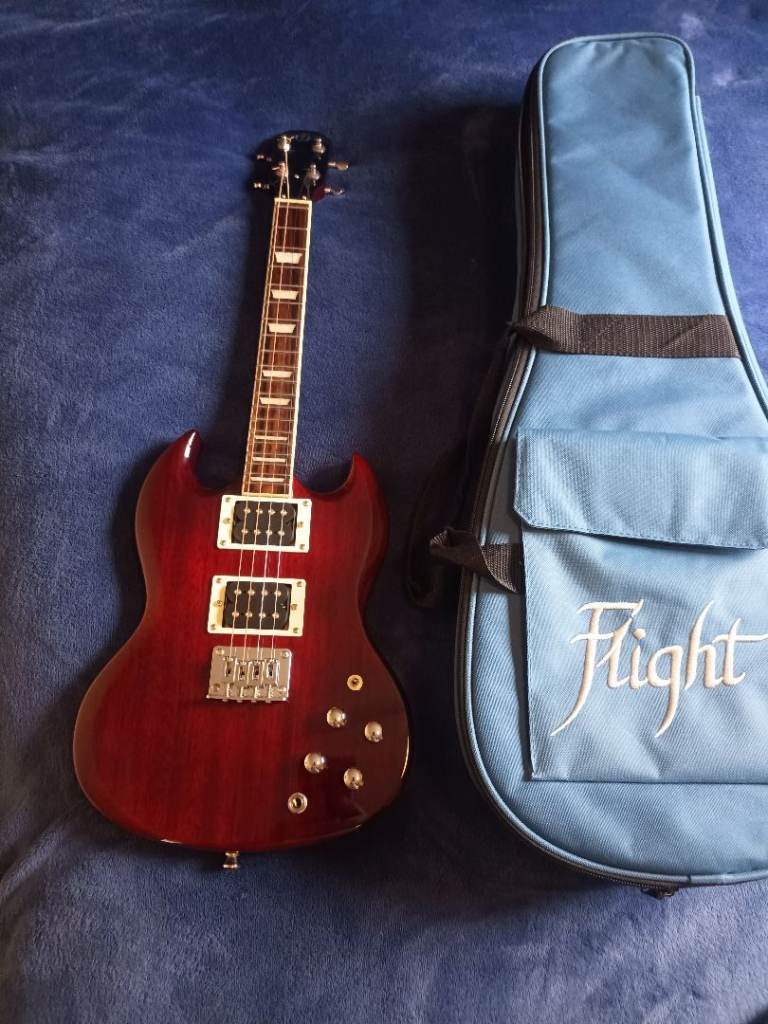 FLIGHT PIONEER TENOR ELECTRIC UKULELE AND GIGBAG 
