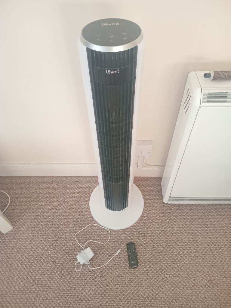 Levoit Tower Fan with Remote – White, Good Condition