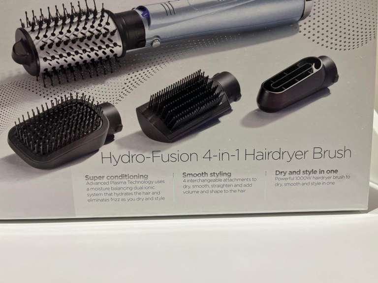BaByliss Hydro-Fusion 4-in-1 Hairdryer Brush