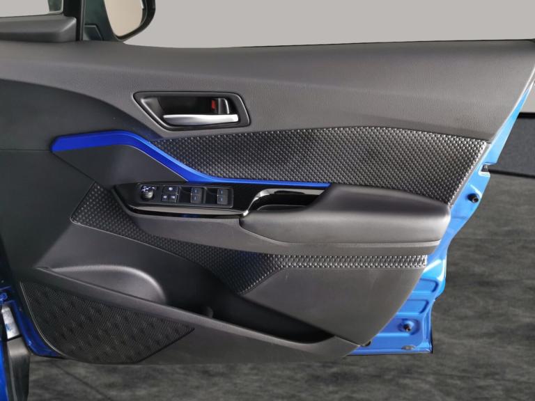 2020 Toyota C-HR 1.8 Hybrid Dynamic 5dr CVT HATCHBACK PETROL/ELECTRIC Automatic