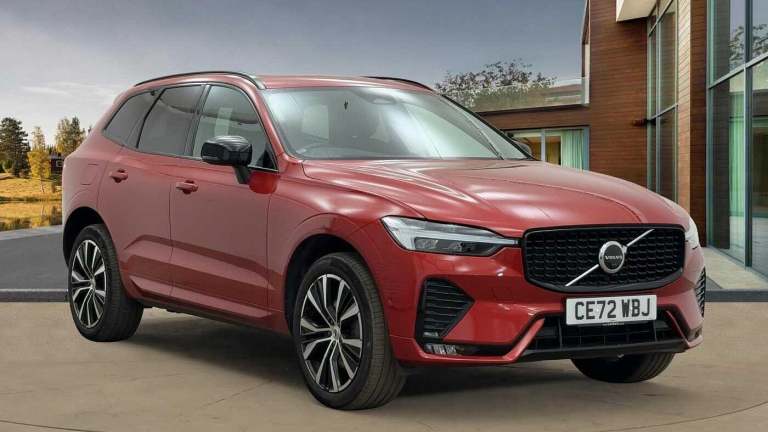 2022 Volvo XC60 2.0 B5P Ultimate Dark 5dr AWD Geartronic ESTATE PETROL Automatic