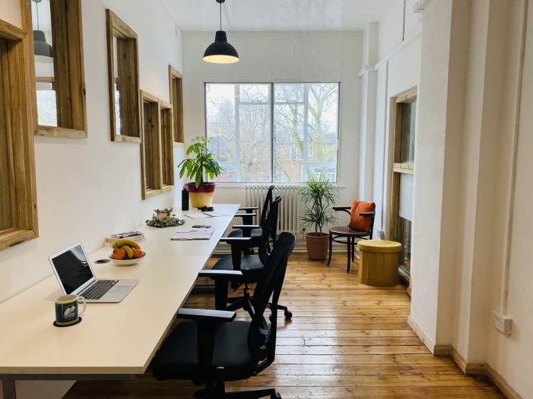 Office | Creative Space | Artist Studio | Workspace | Beauty Room in Tower Hamlets East London E3