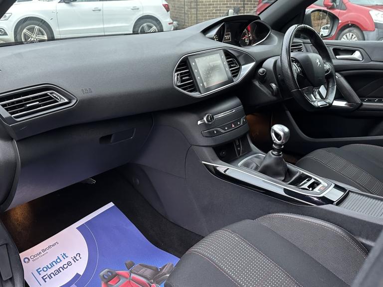 2015 Peugeot 208 2.0 BlueHDi GT-Line Diesel Manual 5 Door Estate Black