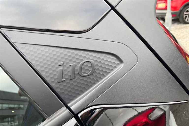 2025 Hyundai i10 1.2 Advance Hatchback 5dr Petrol Auto Euro 6 (s/s) (79 ps) Hatchback Petrol Auto...