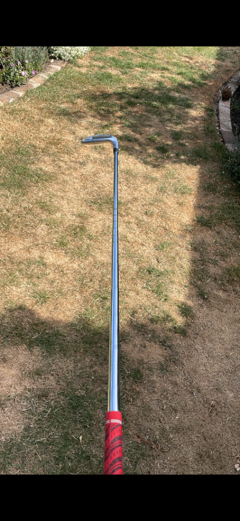 TaylorMade Golf Iron - Good Condition, Golf Pride Grip