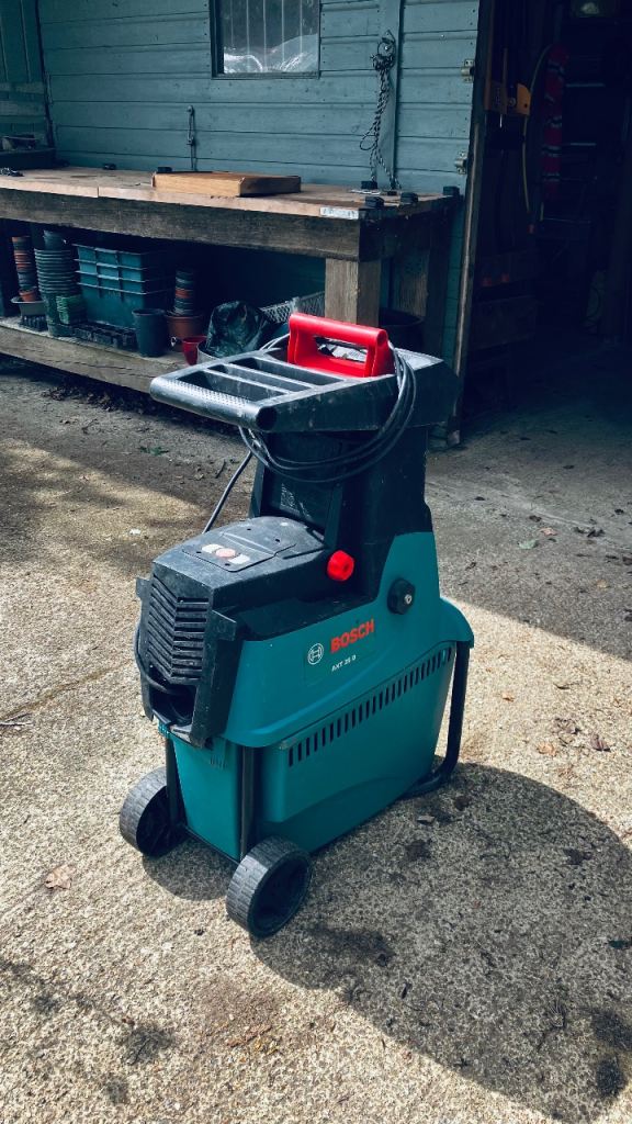 Bosch AXT 25 D Garden Shredder - Good Condition