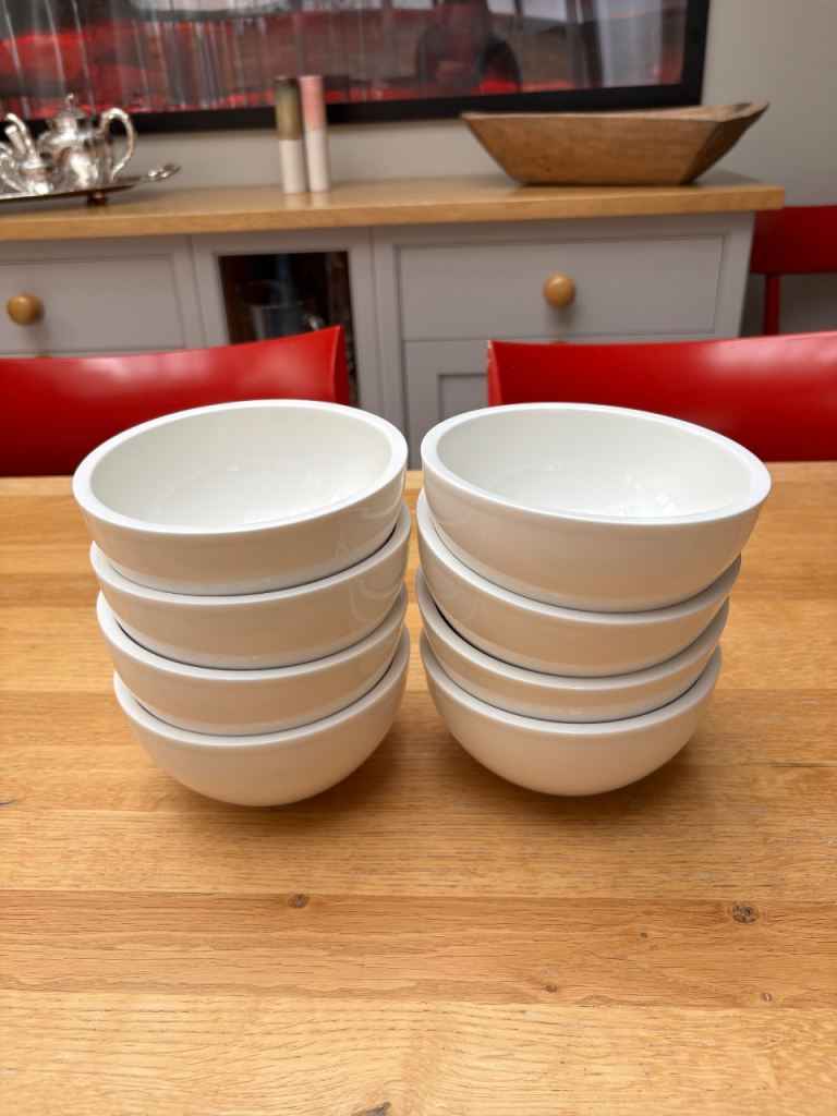 Set of 9 Villeroy and Boch “Artesano” white porcelain cereal bowls