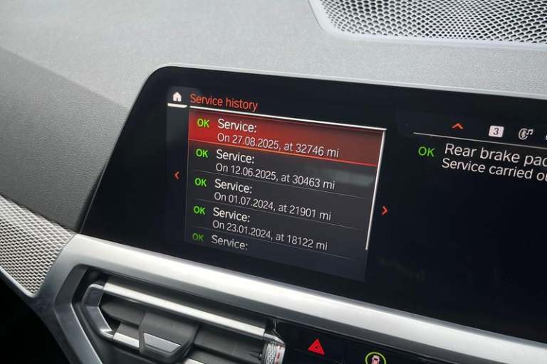 2021 BMW 3 Series 320i M Sport 5dr Step Auto ** Rear Parking Camera - Heated Seats ** Semi-Au Est...