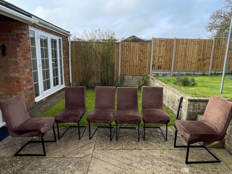 6 Dining chairs with metal legs and cover