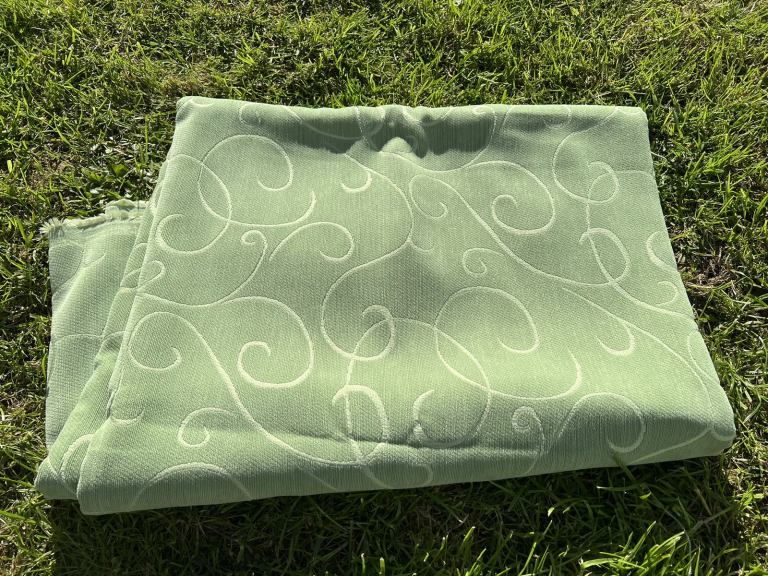 PALE GREEN SCROLL SWIRL CHENILLE VELVET FABRIC UPHOLSTERY 200 x 140 CM