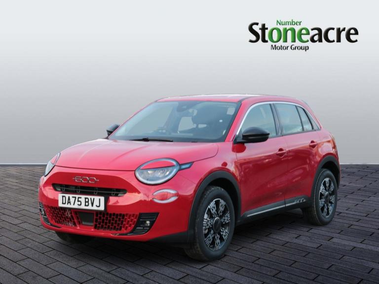 2025 Fiat 600 1.2 Hybrid 48V 136 5dr eDCT-6 HATCHBACK PETROL Automatic