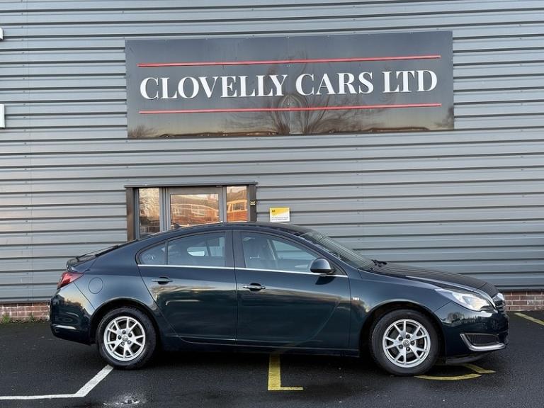 2015 Vauxhall Insignia 2.0 CDTi ecoFLEX Design Nav Hatchback 5dr Diesel Manual Euro 5 (s/s) (140 ...