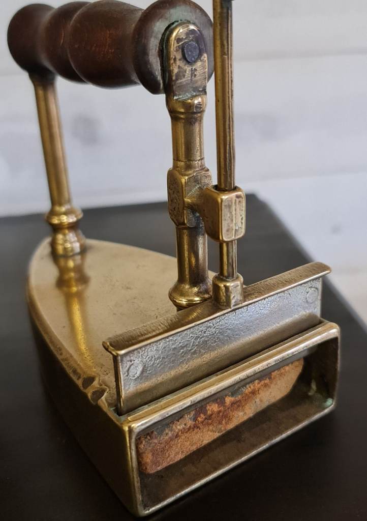 A Pair Rare Antique Victorian Solid Brass Flat Irons
