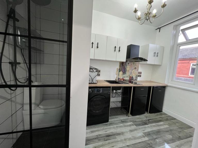 🏡 Oxford Road, 5 mins walk to the University of Manchester and Hospitals. 1Gbps SuperFast WiFi 🏂