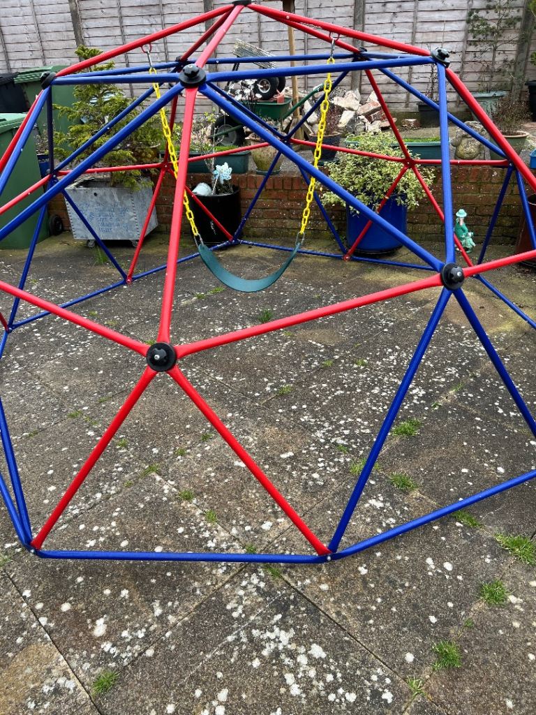 Kids climbing frame 