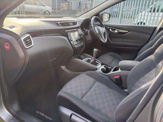 2016 Nissan Qashqai 1.5 dCi N-Connecta 2WD Euro 6 (s/s) 5dr HATCHBACK Diesel Manual