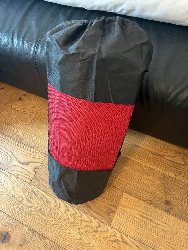 ROMIX 15mm Thick Yoga Mat (Red) with Carry Bag - Barely Used!