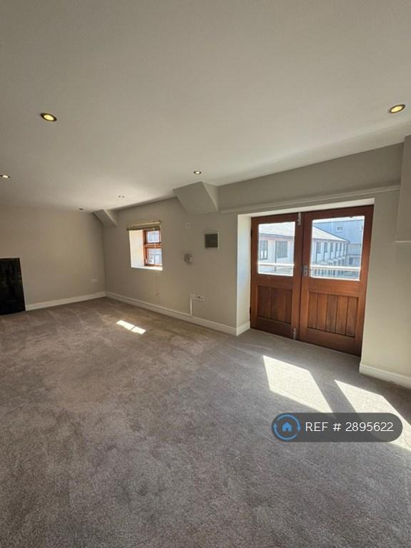 1 bedroom flat in Grantham, Grantham, NG31 (1 bed) (#2895622)