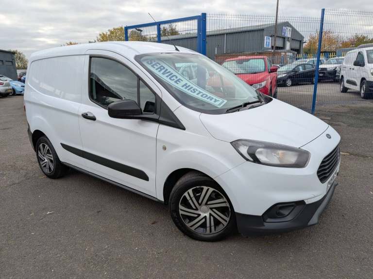2019 Ford Transit Courier 1.5 TDCi Base Euro 6, Service History