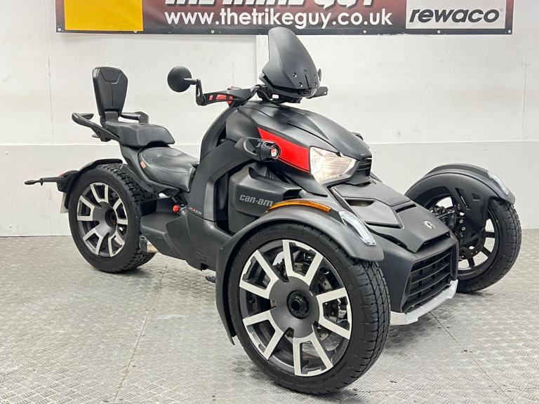 CAN-AM RYKER RALLY 900 AUTOMATIC TRIKE - GREAT SPEC