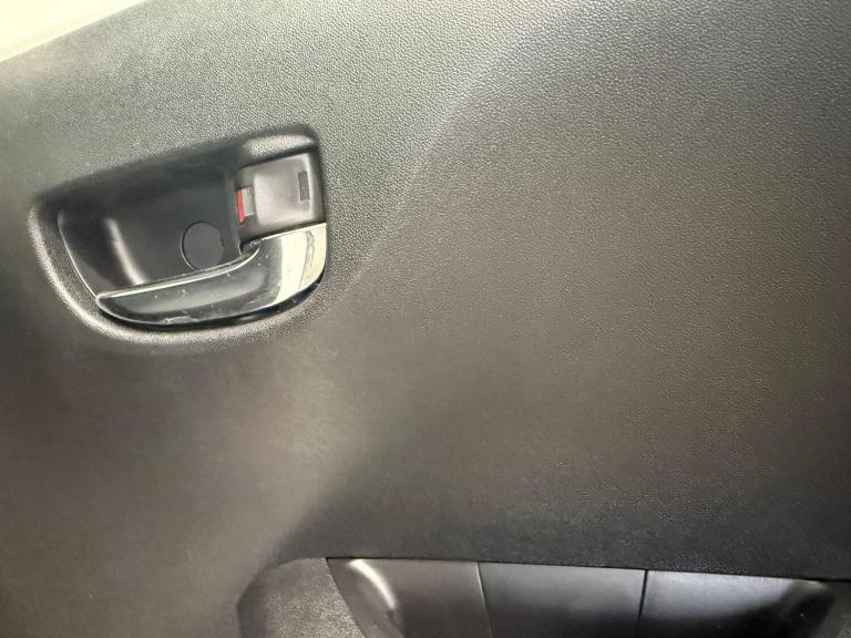 2019 Toyota AYGO 1.0 VVT-i x-play x-shift Euro 6 5dr HATCHBACK Petrol Automatic