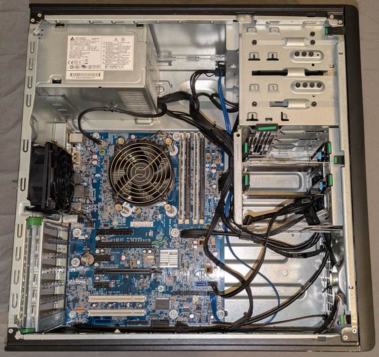 image for HP Z220 workstation/gaming pc.