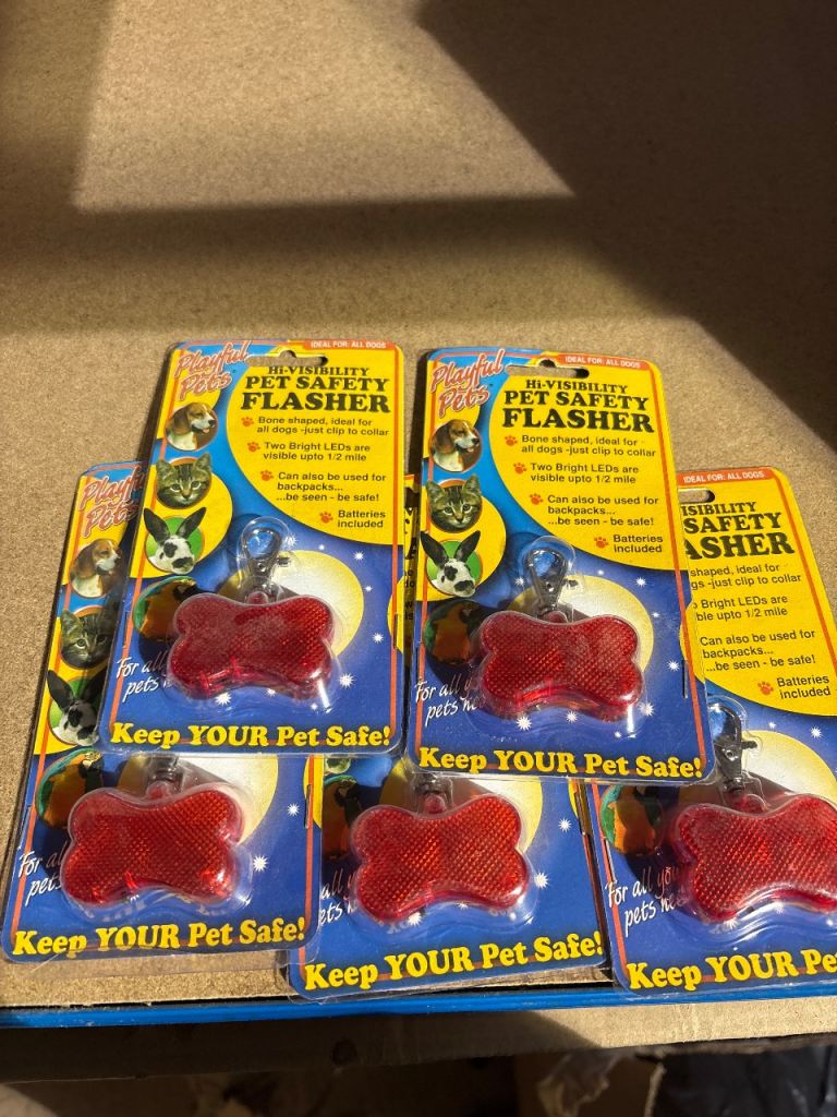 Joblot 6 Piece Hi-Visibility Pet Safety Flasher