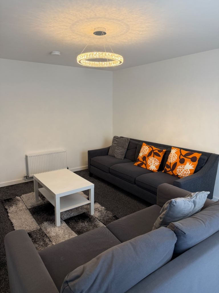 Room for rent in a distinctive and stylish Residence 