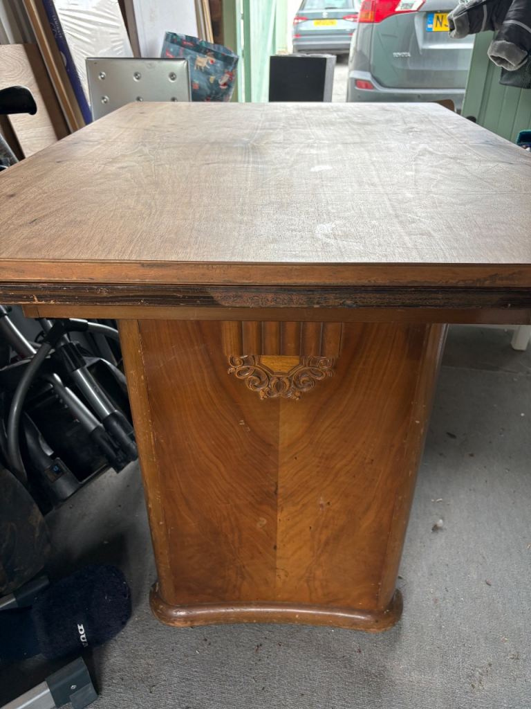 Art Deco dining table 