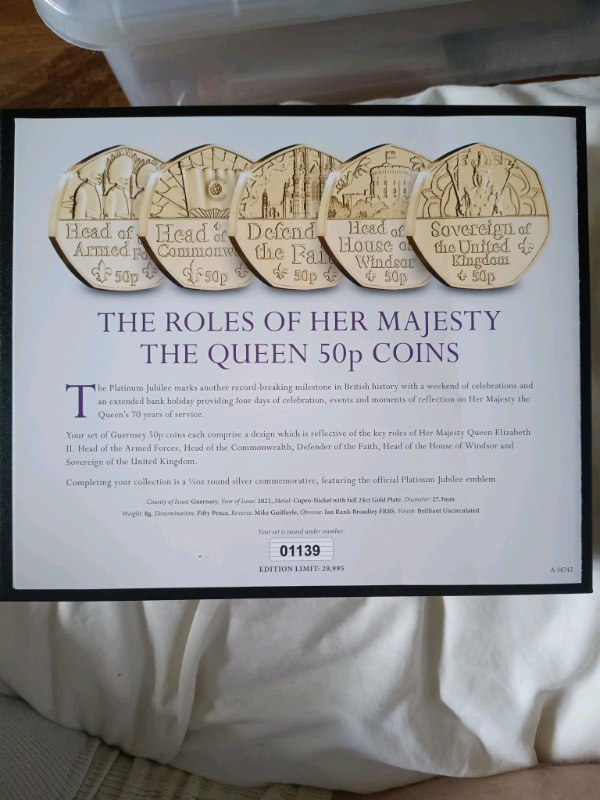 Gold plated platinum jubilee 50p coin set rare 