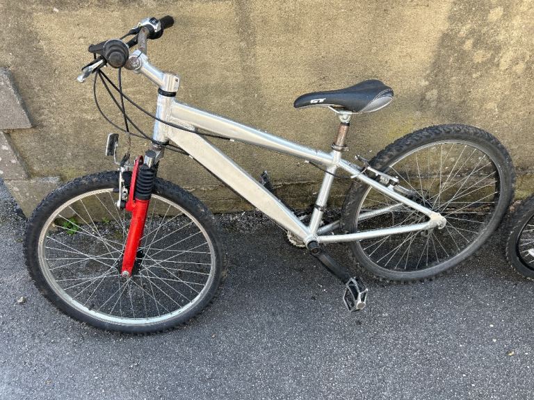 1 mountain bike and 1 bmx bike for scrap