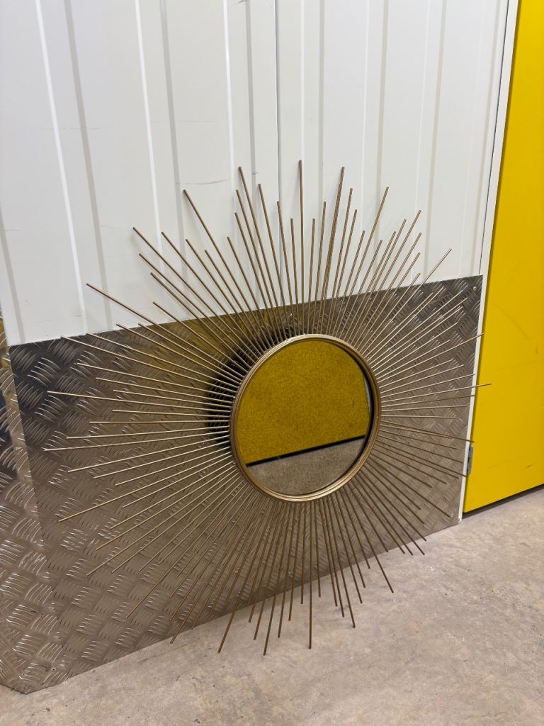 Sun mirror