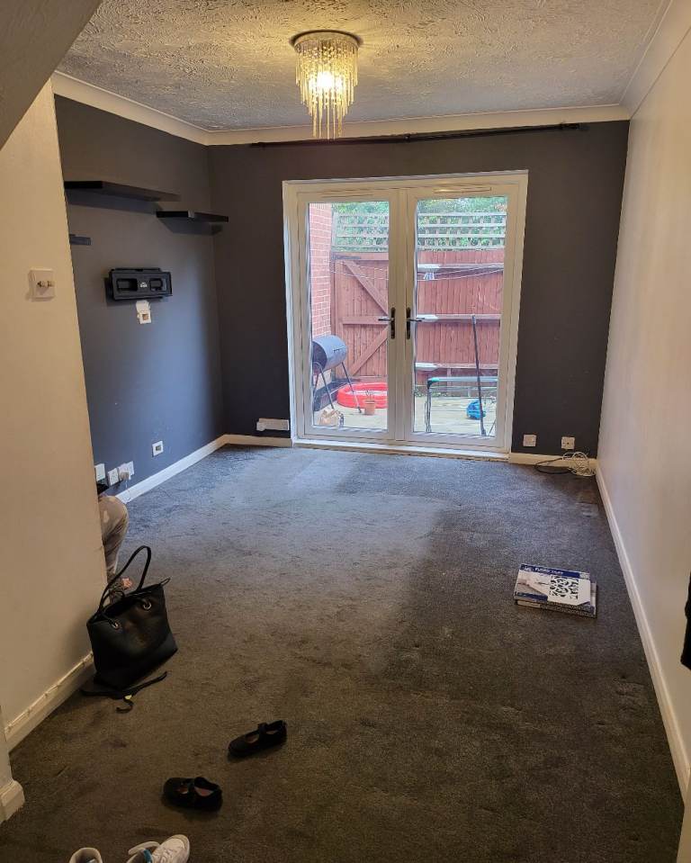 1 Bedroom Mid Terraced House