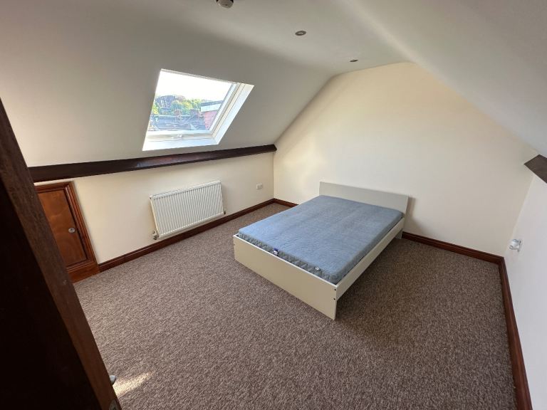 Newly Refurbished One bedroom flat is available immediately (Not Studio) Luton LU1 1 Bed Apartment