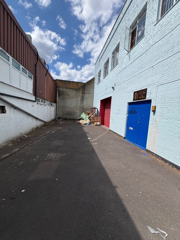 Outdoor space available to rent