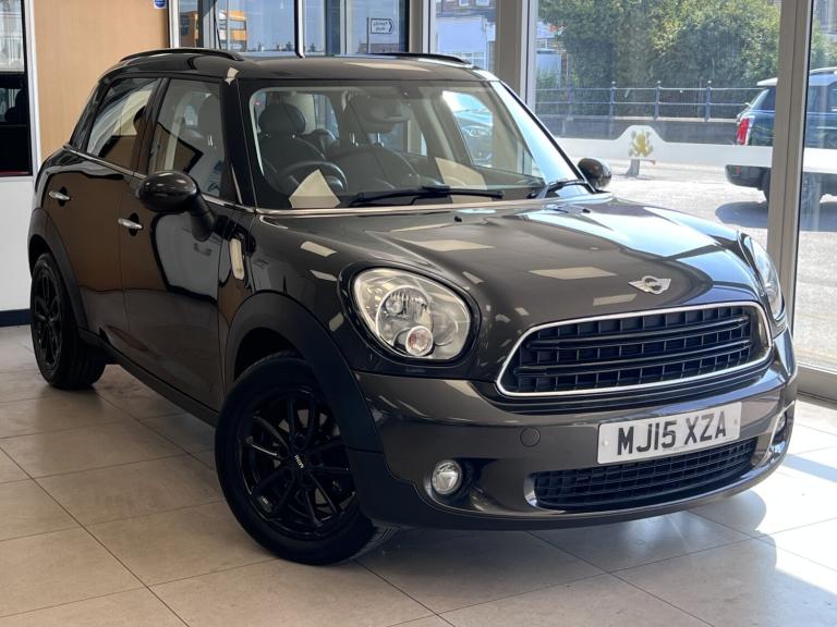 MINI COUNTRYMAN 2.0 Cooper D Countryman Auto 2015