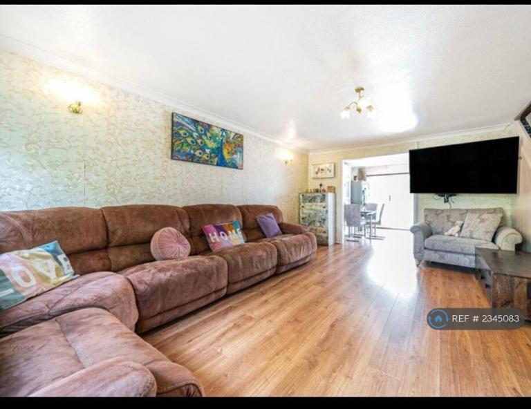 3 bedroom house in Turnpike Link, Croydon, CR0 (3 bed) (#2345083)