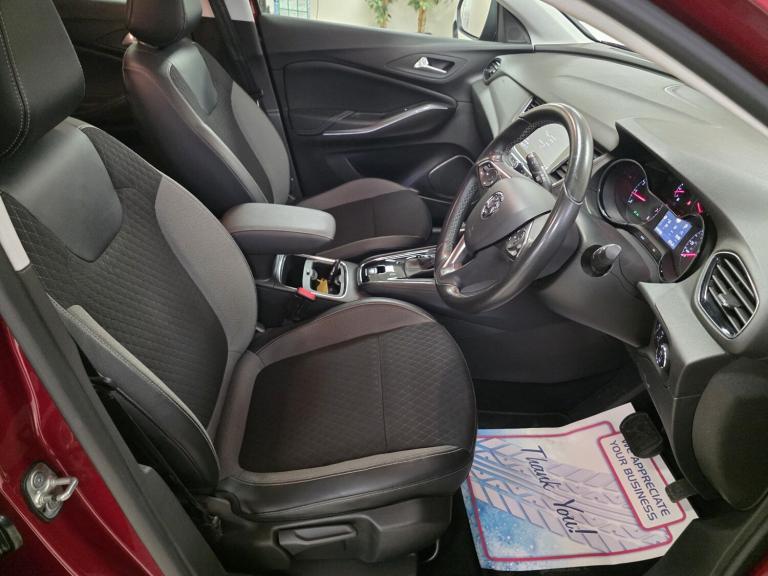 VAUXHALL GRANDLAND X 1.2 Turbo Tech Line Nav Red Auto WARRANTY 12 MONTHS MOT