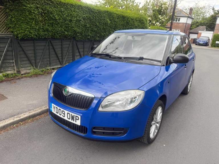 Skoda Fabia 1.2 HTP 6V  5 Drs with 10 Months MOT&Low 95K Mileage&Rear Camera&Bluetooth Phone Con