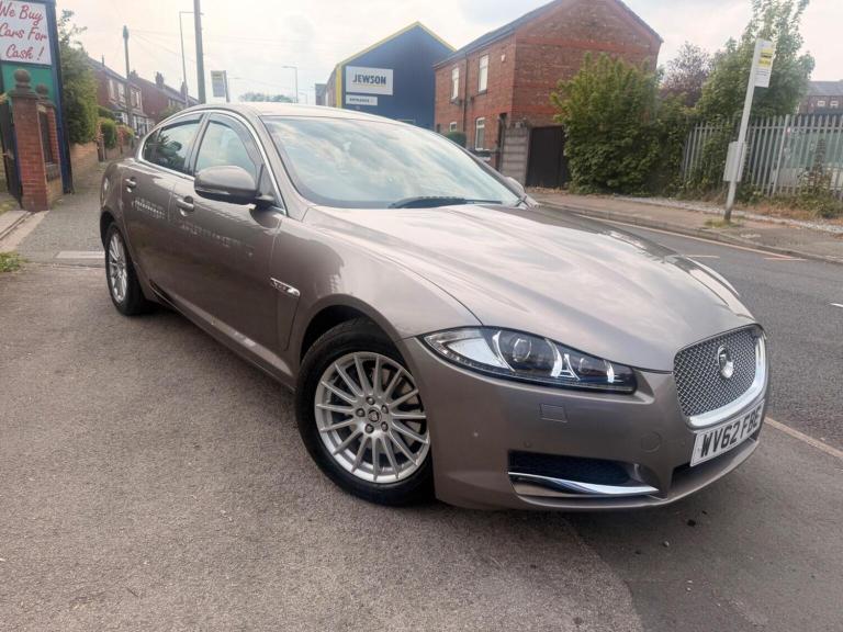 JAGUAR XF 2.2d SE Business Auto Euro 5 (s/s) 4dr 2012