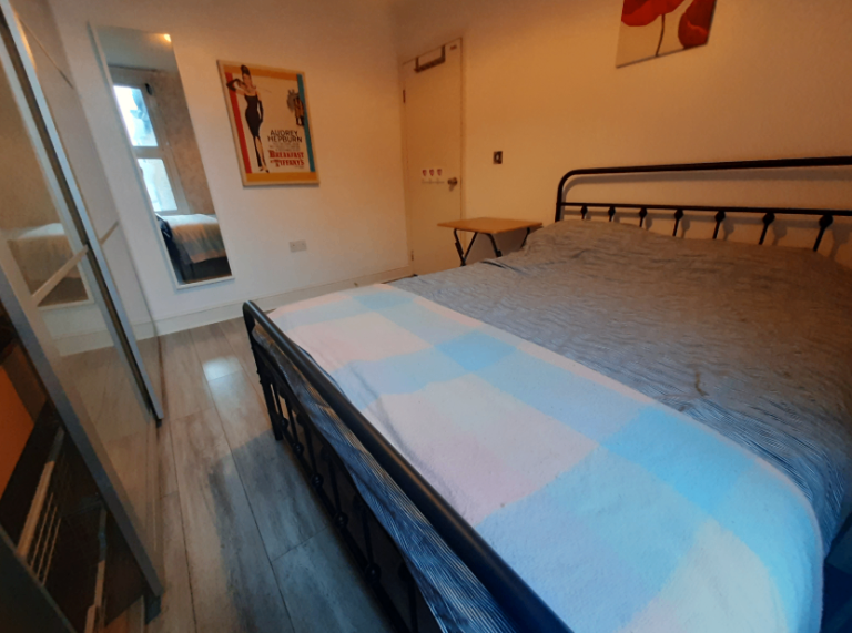 Double Room near Bow £775/pm - Bills Inc | Bromley-by-Bow Station | E3