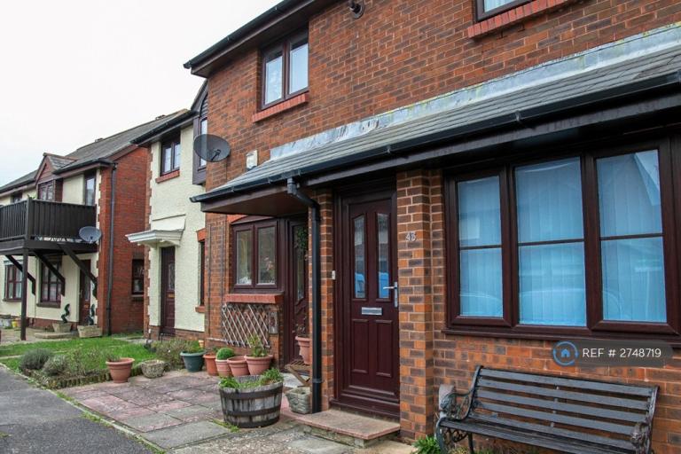 3 bedroom house in Vallis Close, Poole, BH15 (3 bed) (#2748719)