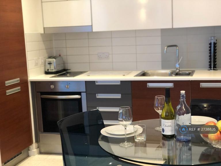 1 bedroom flat in Lumiere Building, Manchester, M15 (1 bed) (#2738826)