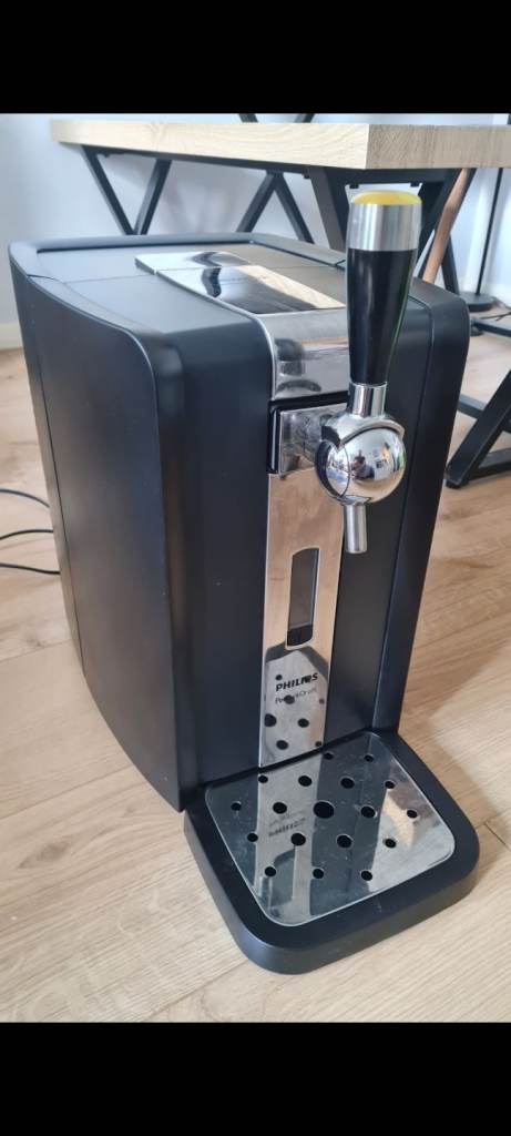 Philips Perfect Draft beer machine 