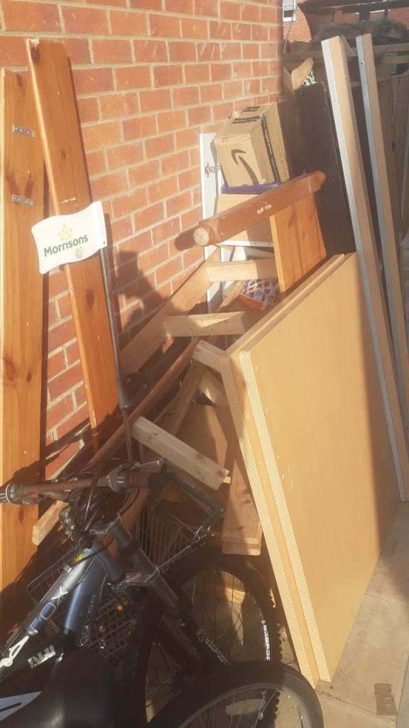 Free Firewood and Kindling Offcuts – Ready to Burn