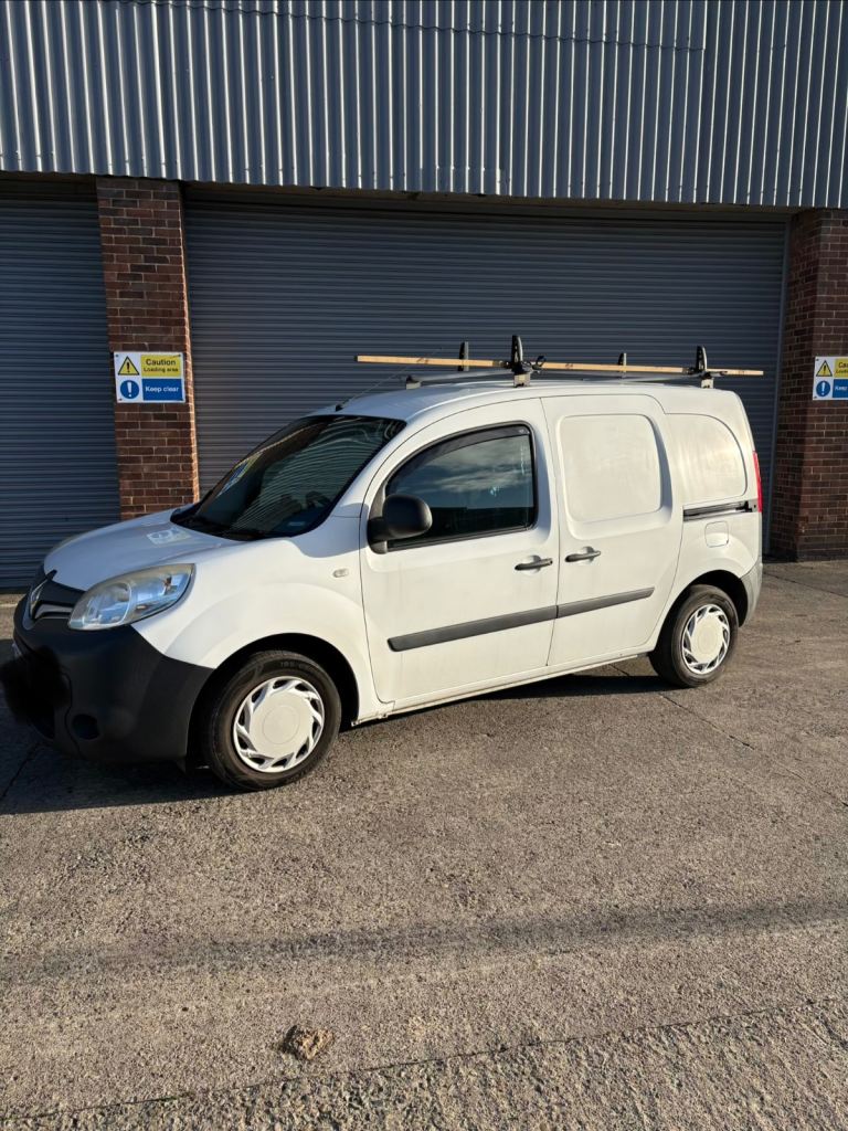 Renault Kangoo Van. ( low mileage ).