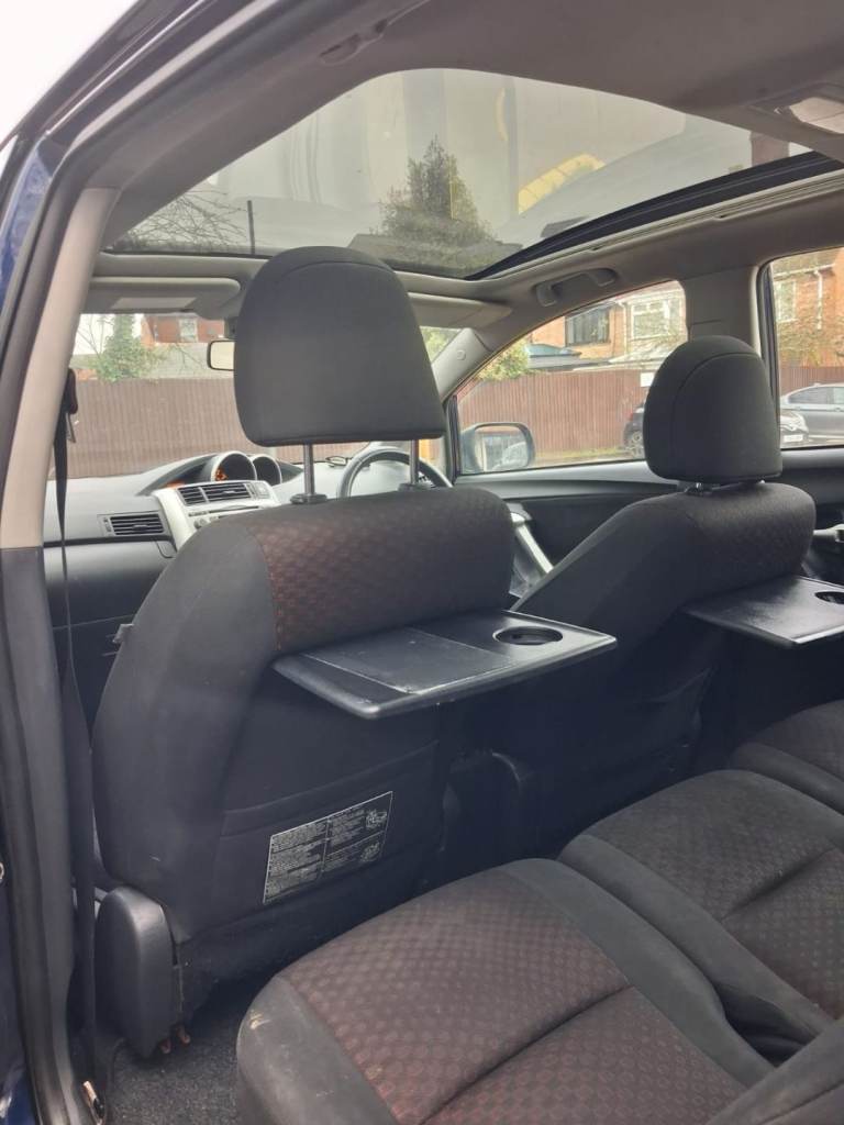 Toyota verso automatic 2011 1.8 petrol 