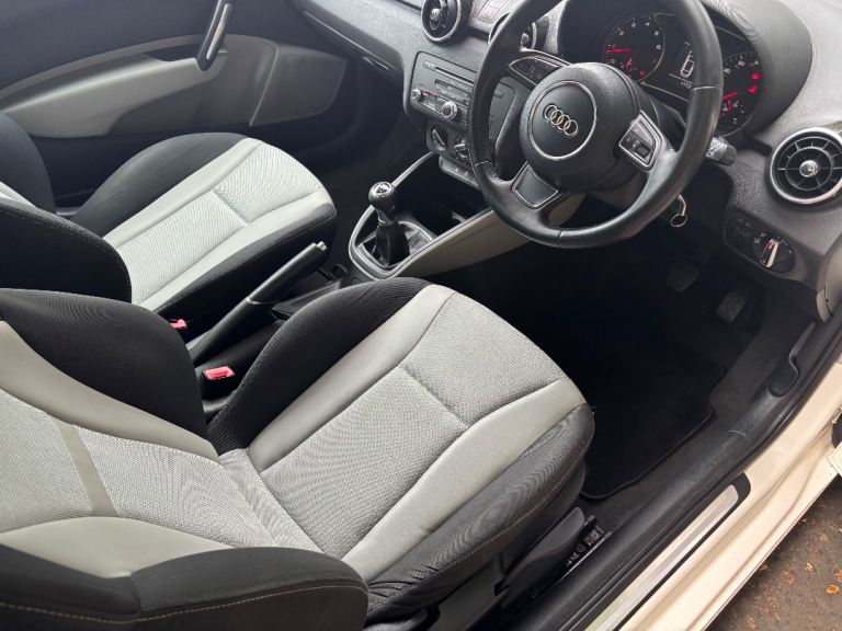 2010 60 PLATE AUDI A1 1.4TFSI SPORT 3DR, HPI CLEAR