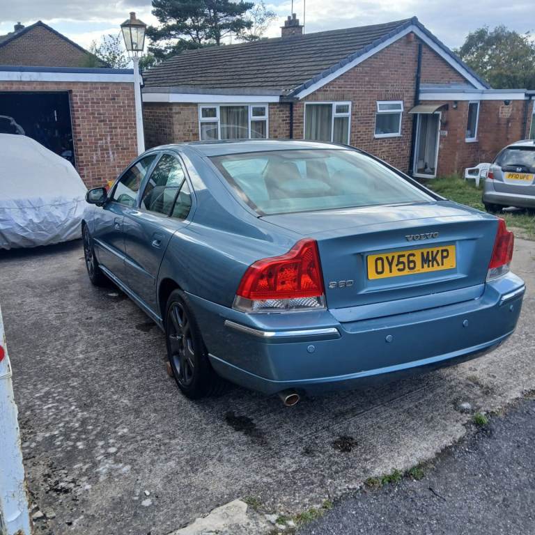 VOLVO S60 T5, 2006, Auto